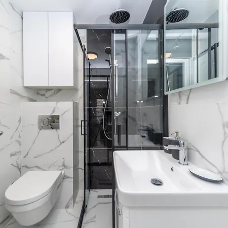 New Renovated Modern Cozy Mediterranean 42m2 Flat Free Parking Budva
