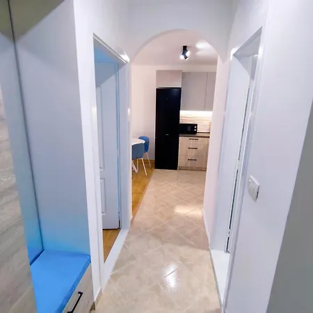New Renovated Modern Cozy Mediterranean 42m2 Flat Free Parking