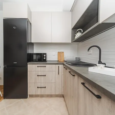 New Renovated Modern Cozy Mediterranean 42m2 Flat Free Parking *