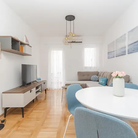 Apartman New Renovated Modern Cozy Mediterranean 42m2 Flat Free Parking Budva